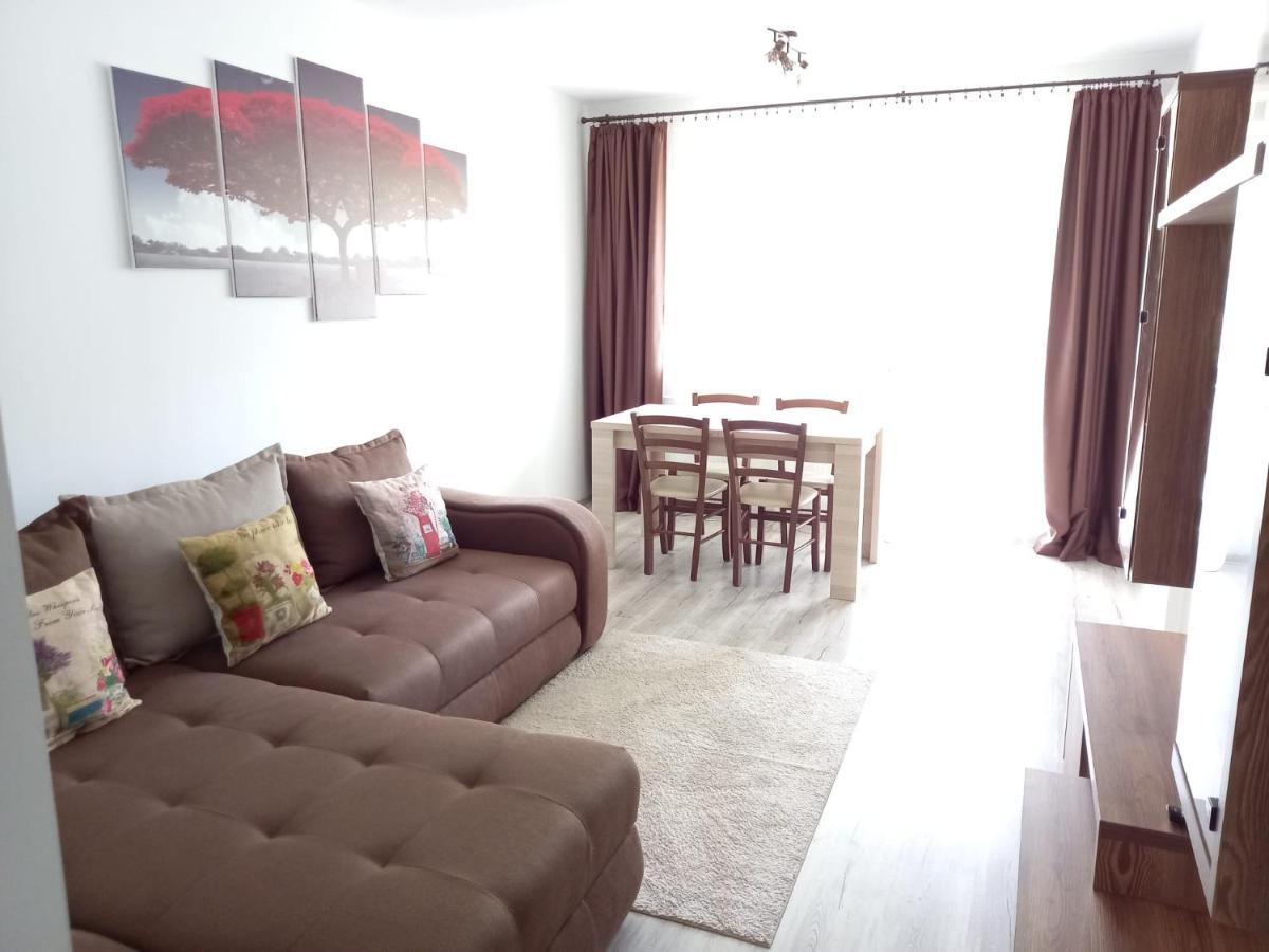Rai Apartment *